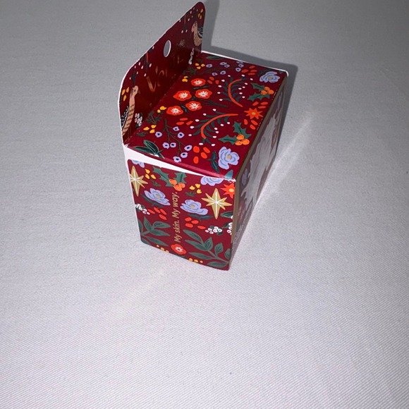 Gillette Venus Rifle Paper Co Extra ComfortGlide 3ct Razor Refill Berry Mistleto - Picture 2 of 4